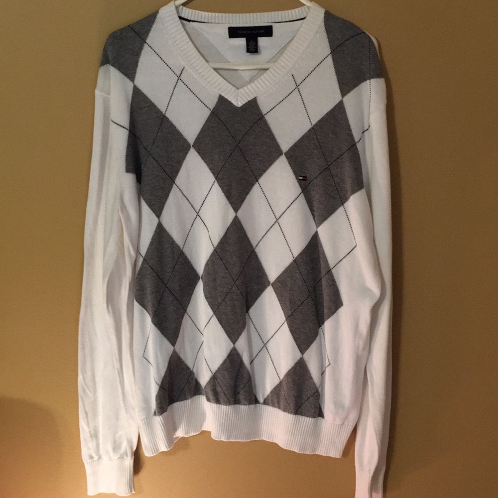 Tommy Hilfiger sweater